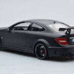 Mercedes C63 AMG W204 Black Series Mat Sort GT Spirit 1:18 - image 5 of 6