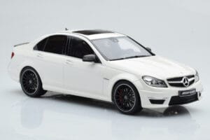 Mercedes C63 AMG W204 Hvid GT Spirit 1:18 GT166 Resin — billede 4 af 6