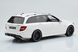 Mercedes C63 AMG S204 T-Model Hvid GT Spirit 1:18 GT147 Resin — billede 2 af 8