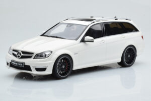 Mercedes C63 AMG S204 T-Model Hvid GT Spirit 1:18