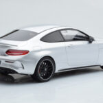 Mercedes C63S AMG C205 Coupe Sølv GT Spirit 1:18 - image 2 of 6
