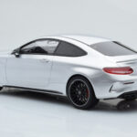 Mercedes C63S AMG C205 Coupe Sølv GT Spirit 1:18 - image 5 of 6