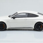 Mercedes C63S AMG C205 Coupe Hvid GT Spirit 1:18 - image 3 of 6