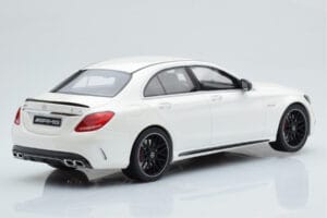 Mercedes C63S AMG W205 Hvid GT Spirit 1:18 B66960370 Resin — billede 2 af 6