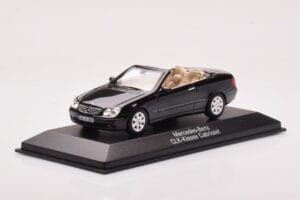 Mercedes CLK A209 Cabriolet Obsidian Sort Metallic Minichamps 1:43 B66961966 Metal — billede 2 af 4