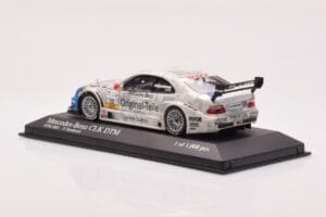 Mercedes CLK DTM Team Original Teile #12 P. Dumbreck DTM 2001 Minichamps 1:43 400023112 Metal — billede 3 af 4