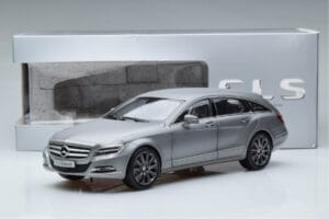 Mercedes CLS Shooting Brake X218 Alanite Grå Norev 1:18 B66960117 Metal — billede 7 af 7