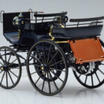 Mercedes Daimler Motorkutsche Mørkeblå Norev 1:18 - image 5 of 6