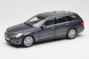 Mercedes E-Class S212 T-Model Tenorit Grå Metallic Minichamps 1:18 B66962447