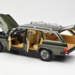 Mercedes 230T W123 T-Model Grøn Metallic Norev 1:18 183730 - image 5 of 8