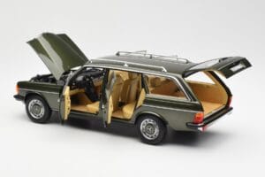 Mercedes 230T W123 T-Model Grøn Metallic Norev 1:18 183730 Metal — billede 5 af 8