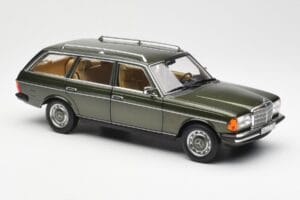 Mercedes 230T W123 T-Model Grøn Metallic Norev 1:18 183730 Metal — billede 6 af 8