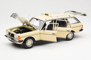 Mercedes 230T W123 T-Model Taxi Norev 1:18 183731 Metal — billede 2 af 8