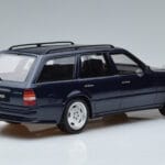 Mercedes E36 AMG S124 Blå Otto 1:18 OT753 Resin - image 2 of 6