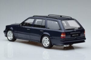 Mercedes E36 AMG S124 Blå Otto 1:18 OT753 Resin — billede 5 af 6