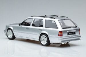 Mercedes E36 AMG S124 Sølv Otto 1:18 OT889 Resin — billede 5 af 6