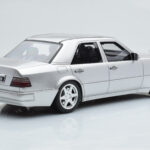 Mercedes E500 W124 Sølv Otto 1:18 - image 2 of 6