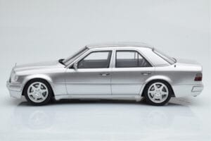 Mercedes E500 W124 Sølv Otto 1:18 OT623 Resin — billede 3 af 6