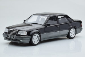 Mercedes E60 AMG W124 Sort Otto 1:18