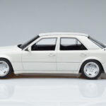 Mercedes E60 AMG W124 Hvid Otto 1:18 - image 3 of 6