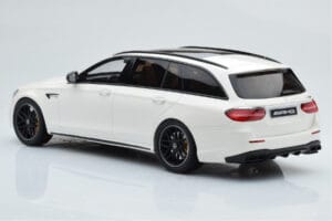 Mercedes AMG E63 S S213 T-Model Hvid GT Spirit 1:18 GT795 Resin — billede 5 af 6