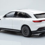 Mercedes EQC 400 Diamond Hvid NZG 1:18 - image 7 of 8
