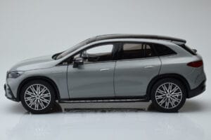 Mercedes EQE SUV X294 AMG Line Alpine Grå NZG 1:18 B66960837 Metal — billede 4 af 8