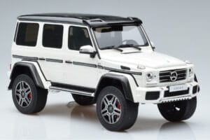 Mercedes G500 4x4 W463 GT Spirit 1:18 GT142 Resin — billede 4 af 6