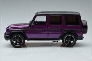 Mercedes G63 AMG W463 Crazy Color Galactic Beam Dealer Edition GT Spirit 1:18 B66961014 Resin — billede 3 af 6