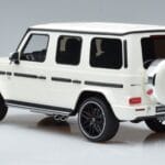 Mercedes AMG G63 W463 Hvid GT Spirit 1:18 KJ038 Metal - image 5 of 6