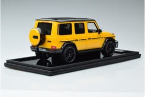 Mercedes AMG G63 W463 Gul MotorHelix 1:18 MH018-Y Resin — billede 2 af 7