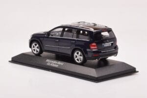 Mercedes GL X164 Tanzanite Blå Minichamps 1:43 B66962228 Metal — billede 3 af 4
