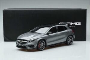 Mercedes AMG GLA 45 X156 Forhandler Edition GT Spirit 1:18 B66960467 Resin — billede 6 af 6
