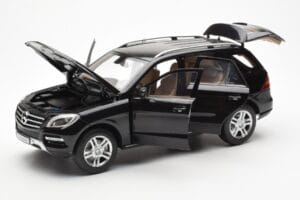 Mercedes M-Class W166 Obsidian Sort Metallic Minichamps 1:18 B66960063 Metal — billede 2 af 8