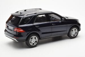 Mercedes M-Class W166 Tansanite Blå Metallic Minichamps 1:18 B66960065 Metal — billede 3 af 8