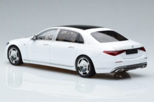 Mercedes Maybach S600 W222 V12 Biturbo Diamond Hvid Almost Real 1:18 820116 Metal — billede 7 af 11