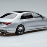 Mercedes Maybach S600 W222 V12 Biturbo Hightech Sølv Almost Real 1:18 - image 3 of 12