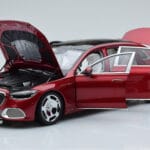 Mercedes Maybach S600 W222 V12 Biturbo Patagonia Rød Almost Real 1:18 - image 2 of 10