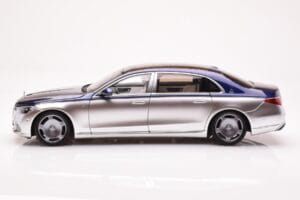 Mercedes Maybach S680 W223 Nautical Blå Cirrus Sølv Almost Real 1:18 820125 Metal — billede 4 af 8