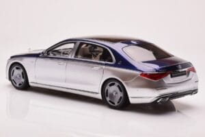 Mercedes Maybach S680 W223 Nautical Blå Cirrus Sølv Almost Real 1:18 820125 Metal — billede 7 af 8