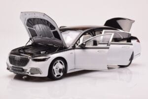 Mercedes Maybach S680 W223 Obsidian Sort Diamond Hvid Almost Real 1:18 820121 Metal — billede 2 af 7