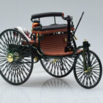 Mercedes Patent Motorwagen Grøn Norev 1:18 - image 4 of 6