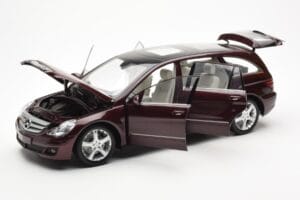 Mercedes R-Class W251 Rød Metallic Minichamps 1:18 150034602 Metal — billede 2 af 8