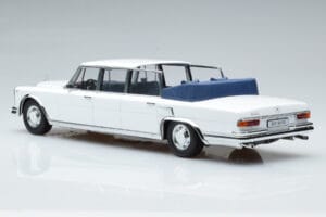 Mercedes 600 Pullman W100 Landaulet Hvid KK-Scale 1:18 KKDC181184 Metal — billede 5 af 6