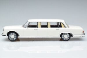 Mercedes S-Class 600 W100 LWB Pullman Hvid MCG 1:18 MCG18188 Metal — billede 3 af 6