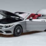 Mercedes S-Class A217 Cabriolet Grå Norev 1:18 B66960355 Metal - image 2 of 8