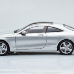 Mercedes S-Class W222 Iridium Sølv Norev 1:18 - image 4 of 8