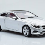 Mercedes S-Class W222 Iridium Sølv Norev 1:18 - image 6 of 8