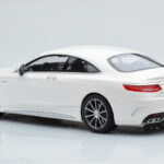 Mercedes AMG S63 C217 Coupe Hvid GT Spirit 1:18 - image 5 of 6