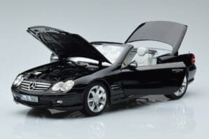 Mercedes SL500 R230 Sort Norev 1:18 183840 Metal — billede 2 af 8